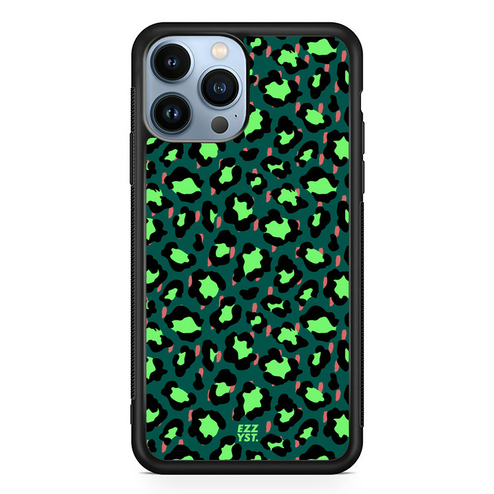 Leopard Green Forest Magsafe iPhone Case