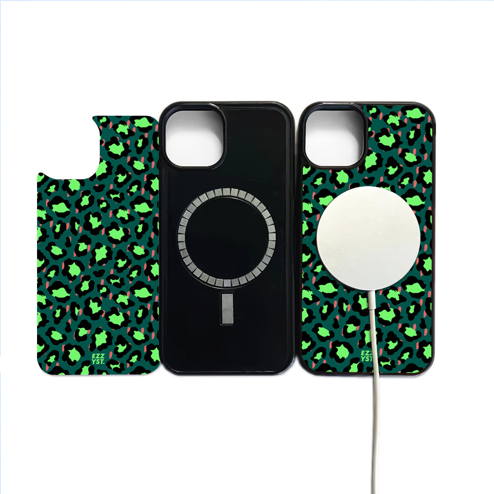 Leopard Green Forest Magsafe iPhone Case