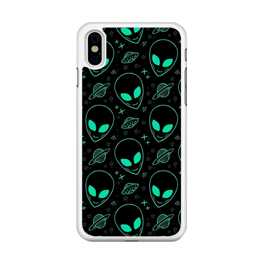Alien Green Doodle iPhone Xs Case