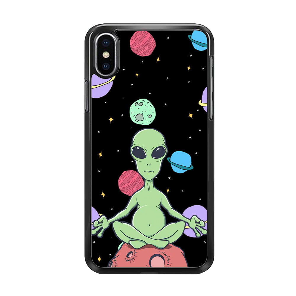 Alien Yoga Style On Space iPhone Xs Case