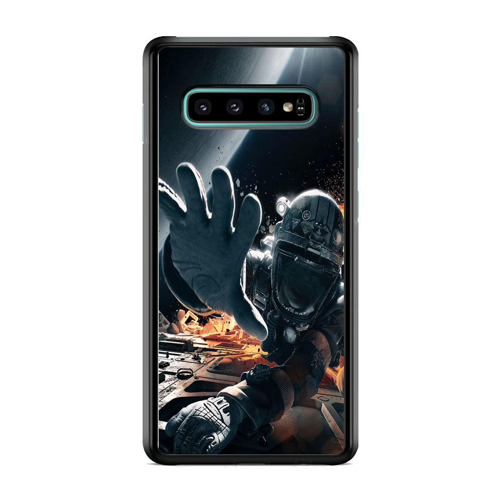 Astronaut Prone From Spacecraft Samsung Galaxy S10 Plus Case
