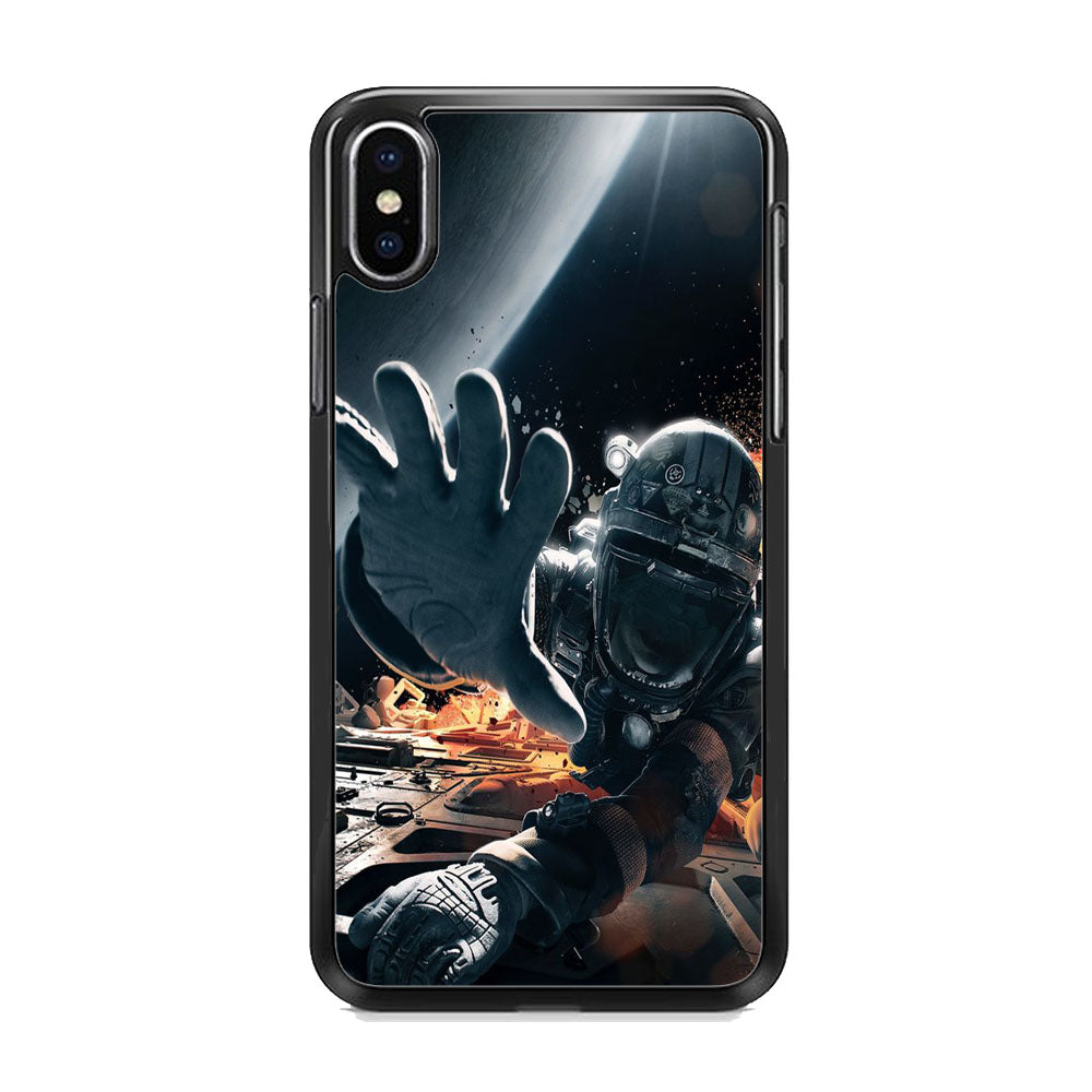 Astronaut Prone From Spacecraft iPhone Xs Case