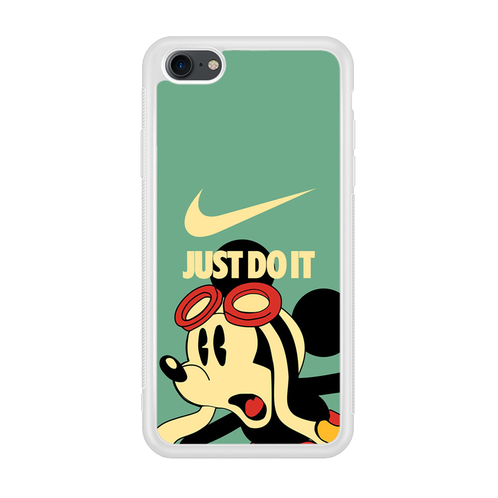 Nike Mickey Shocked Momment iPhone 8 Case