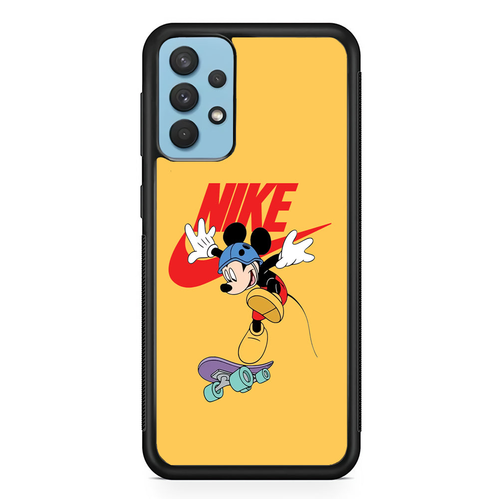 Nike Skate Mickey Samsung Galaxy A32 Case