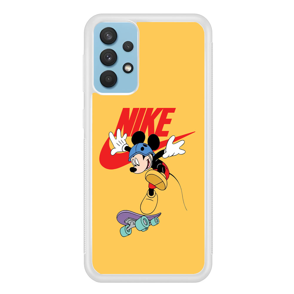 Nike Skate Mickey Samsung Galaxy A32 Case