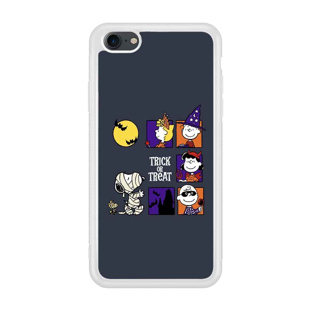 Snoopy Halloween Momment iPhone 8 Case
