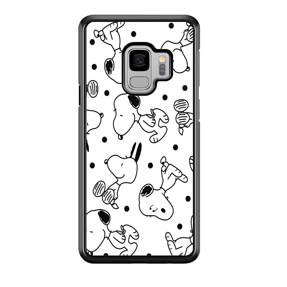 Snoopy In White Samsung Galaxy S9 Case