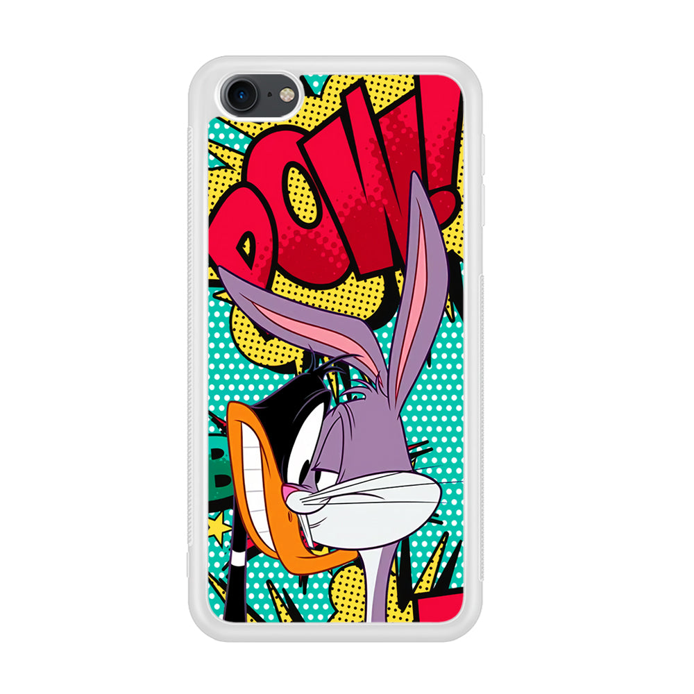 Daffy Duck Versus Bugs Bunny Battle iPod Touch 6 Case