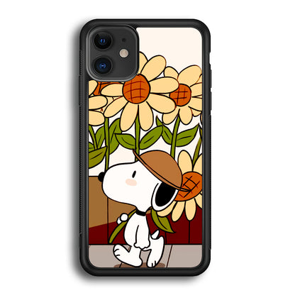 Snoopy Flower Farmer Style iPhone 12 Case