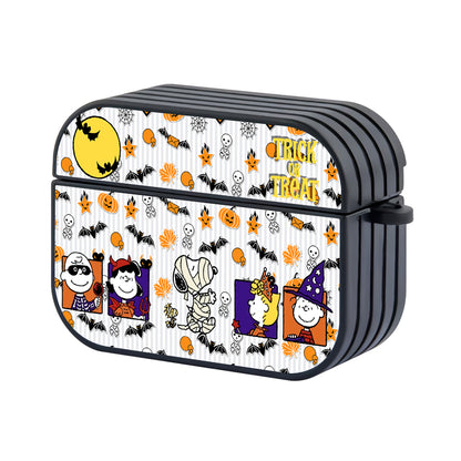 Snoopy Halloween Trick and Treat Hard Plastic Case Cover For Apple Airpods Pro