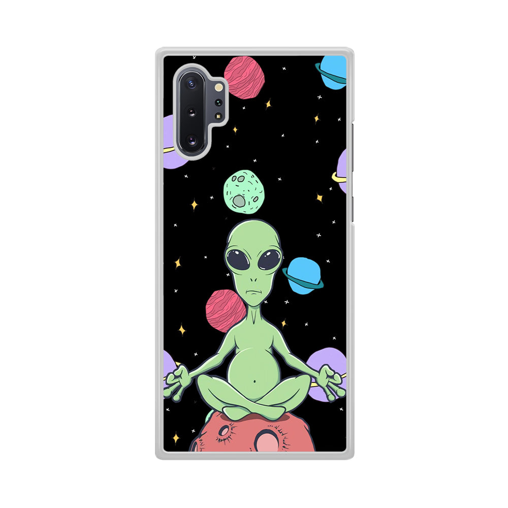 Alien Yoga Style On Space Samsung Galaxy Note 10 Plus Case