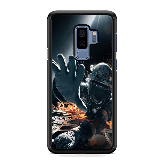 Astronaut Prone From Spacecraft Samsung Galaxy S9 Plus Case