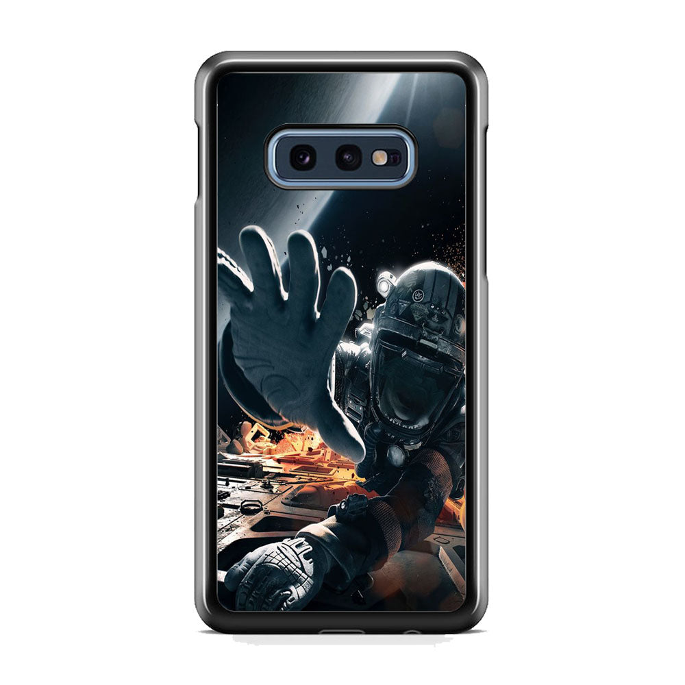 Astronaut Prone From Spacecraft Samsung Galaxy 10e Case