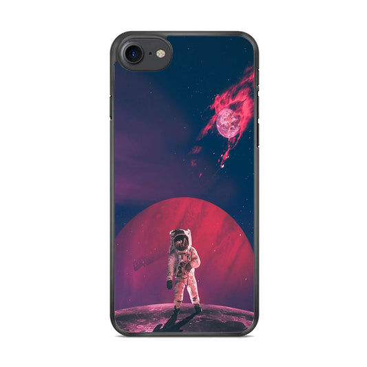 Astronaut Sunset From The Galaxy iPhone 7 Case