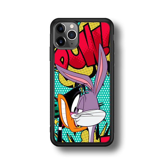 Daffy Duck Versus Bugs Bunny Battle iPhone 11 Pro Case