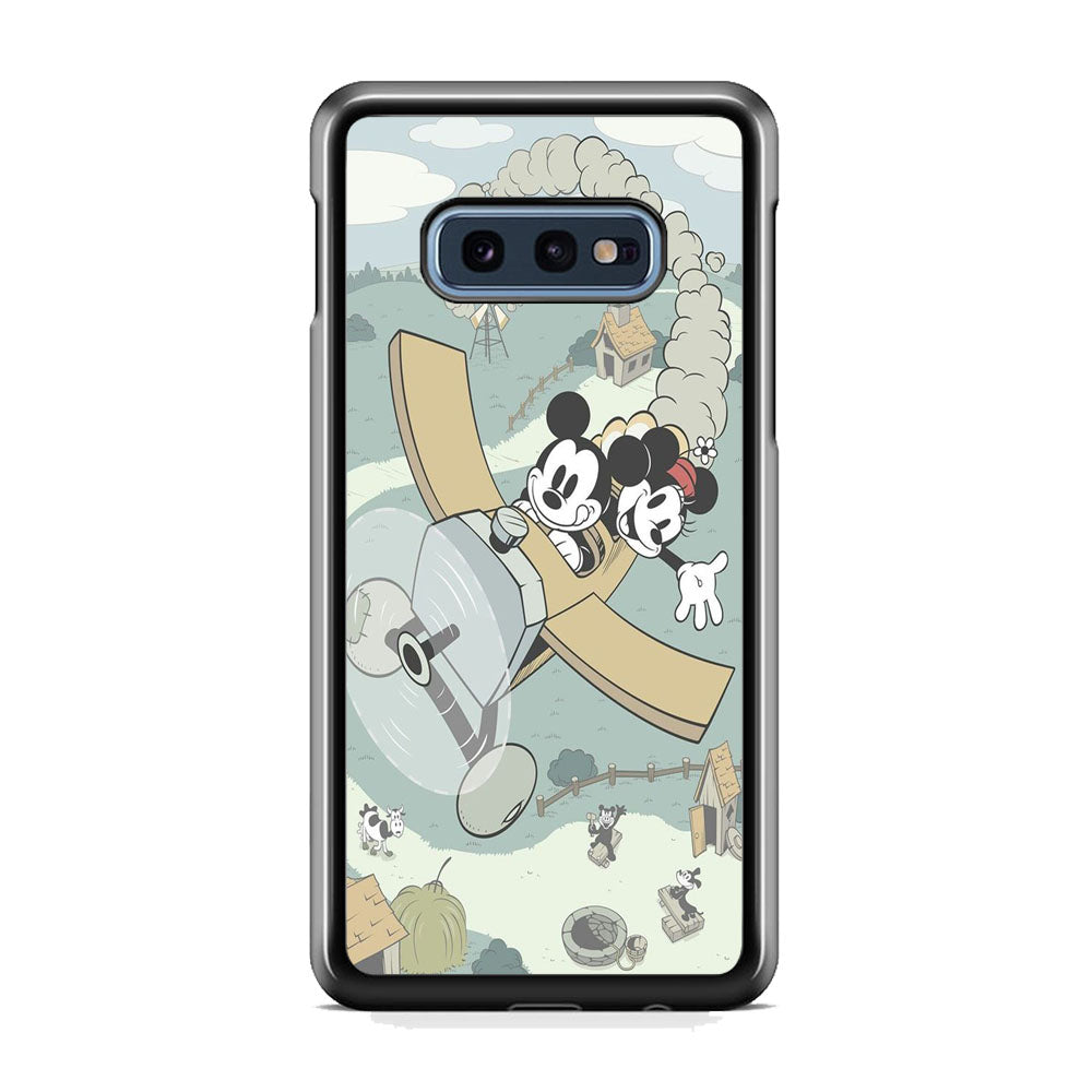 Mickey Mouse And Minnie fly With Air Craft Samsung Galaxy 10e Case