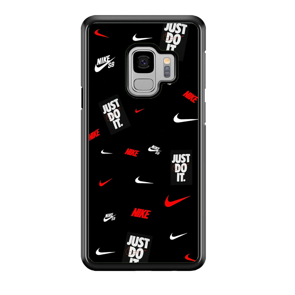 Nike Collage Of Emblem Icon Samsung Galaxy S9 Case