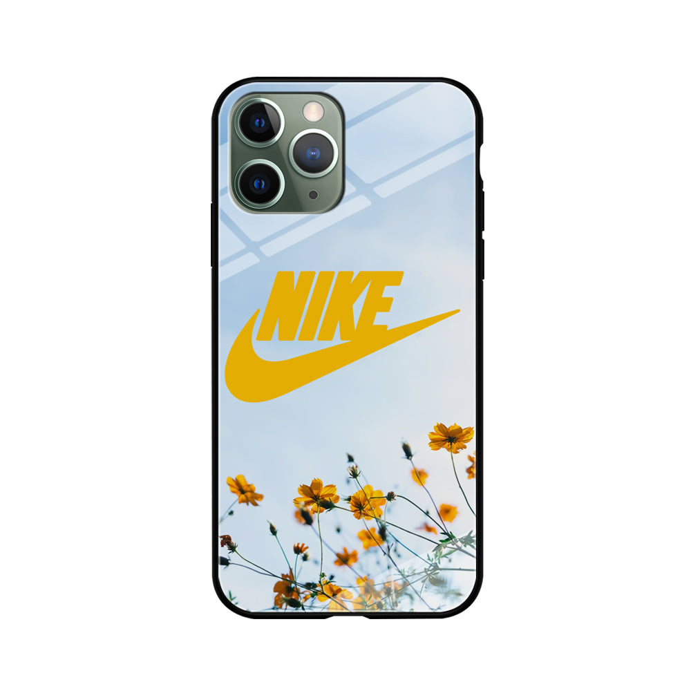 Nike Flowers Panoramic iPhone 11 Pro Max Case