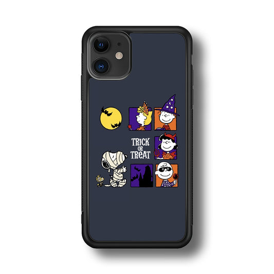 Snoopy Halloween Momment iPhone 11 Case