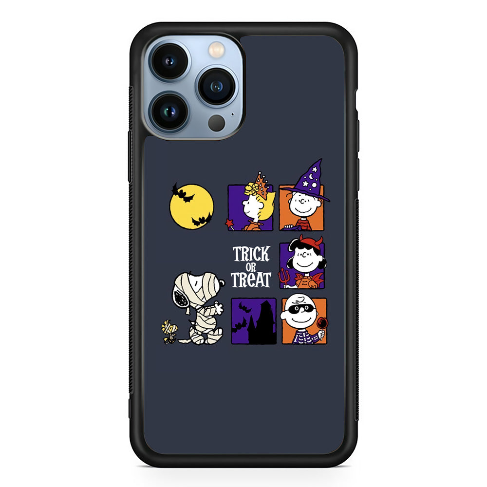 Snoopy Halloween Momment iPhone 13 Pro Case