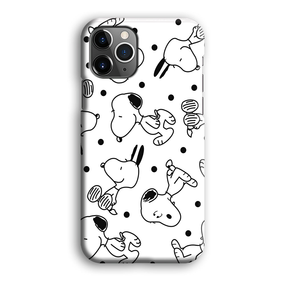 Snoopy In White iPhone 12 Pro Case