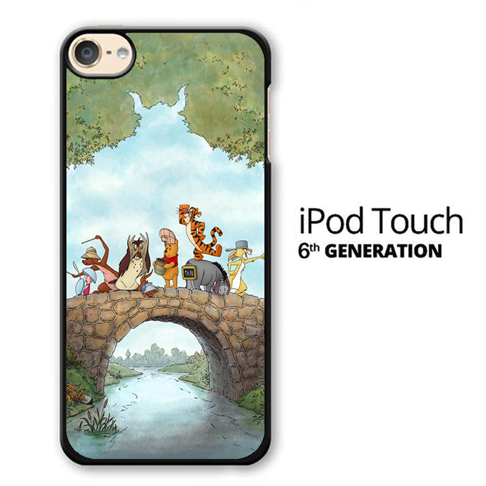 Winnie The Pooh family iPod Touch 6 Case
